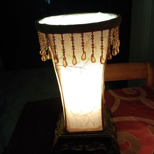 Bronze table lamp like new, height 0.30 m