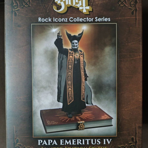 Ghost Papa Emeritus IV Black Robes Rock Iconz Statue KnuckleBonz new