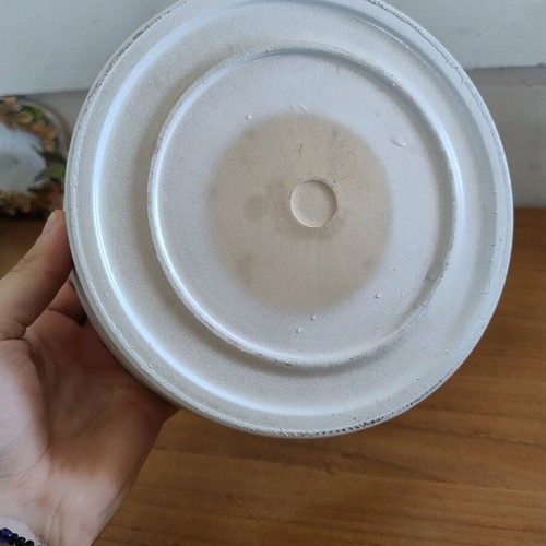 White ceramic serving dish used, diameter 20 cm height 9 cm