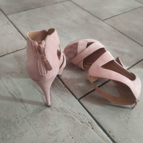 Pink high-heeled sandals used, size 36