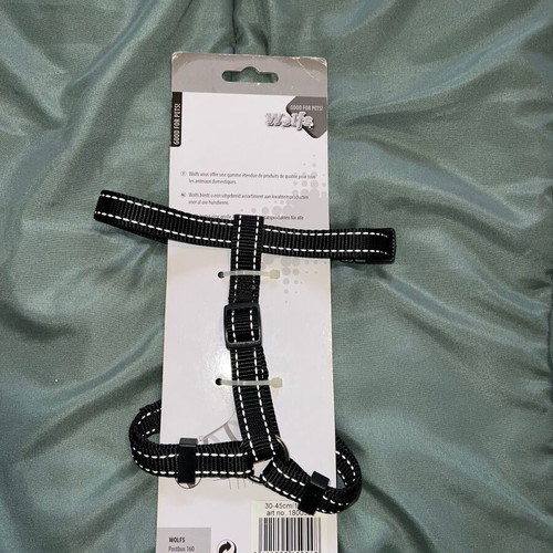 Dog harness new with free ball