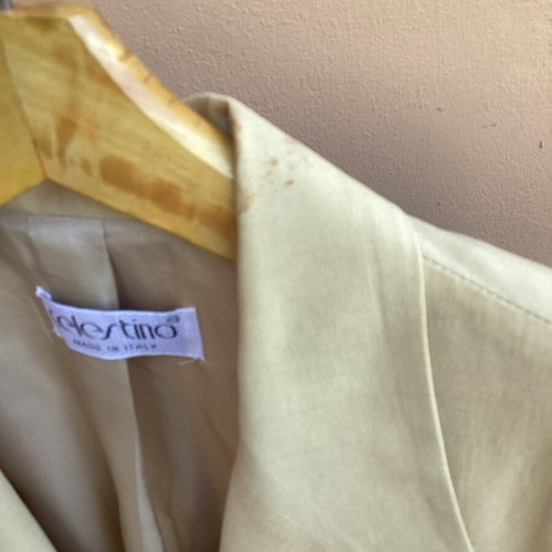 Classic women's beige Celestino jacket used, size GB16