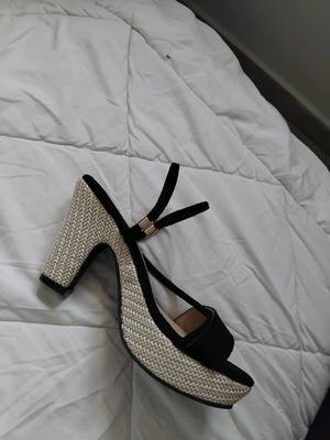 Women Heels New Black Sandals Size 36