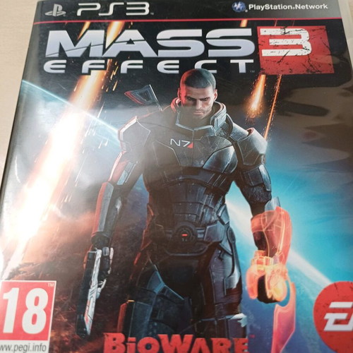Mass Effect 3 like new with booklet