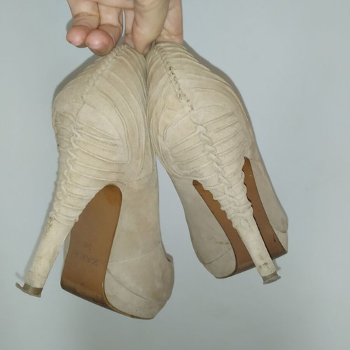 Zara Peep Toe suede pumps used, size 38, beige