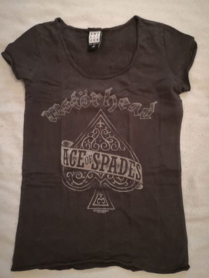 Motorhead women's medium t-shirt in excellent condition