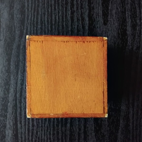 Wooden box with mother-of-pearl used, intricate decoration