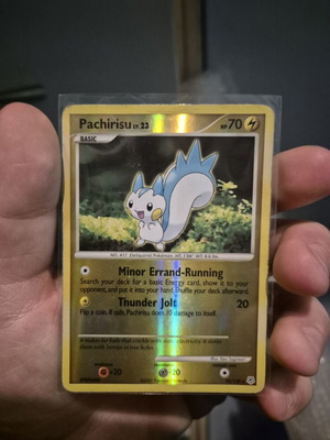 Pachirisu 35 Reverse Holo Pokemon Card used, good condition