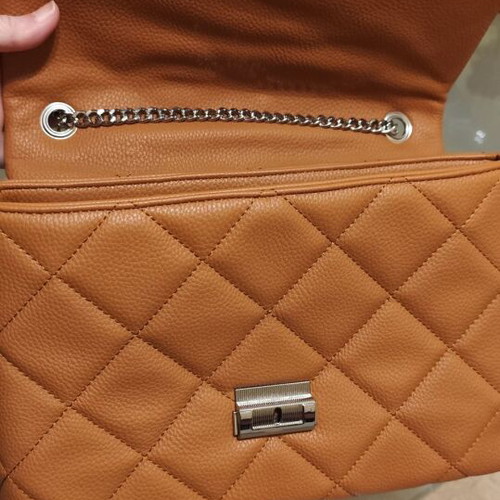 Kem shoulder bag camel color new, medium size