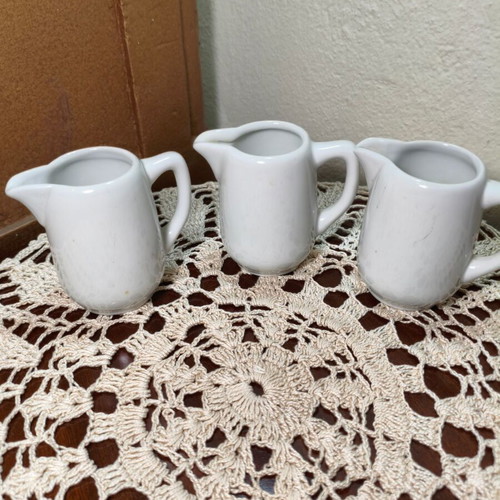 Set of 3 vintage Feldha Rhon porcelain milk jugs made in Germany 1970