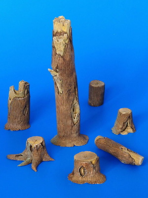 Tree trunks 1/35 scale like new, set of 7 resin