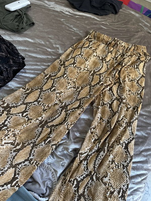 Summer pants new, snake print, size XS