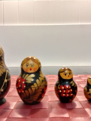 Babushka set of 5 wooden dolls with hand-painted design, new