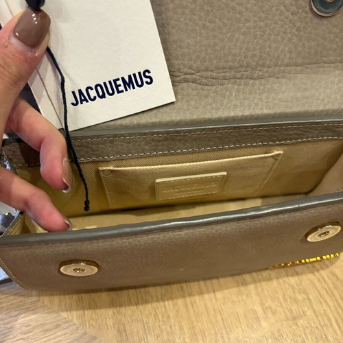 Jacquemus The Long Chiquito crossbody bag used, 22cm, with long strap
