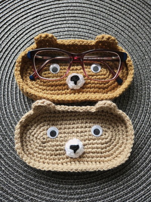Handmade Crochet Glasses Holder set of 2, like new, beige and brown