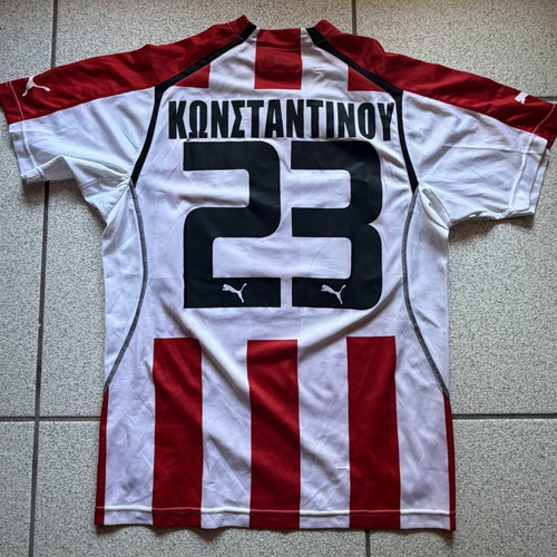 Olympiacos 2005-2006 football jersey, size Small