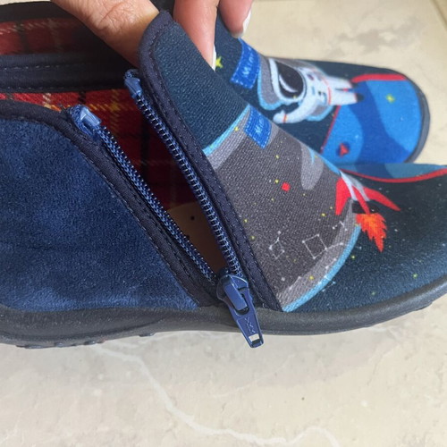 Minimax anatomical winter slippers for boys, sizes 30-32, blue