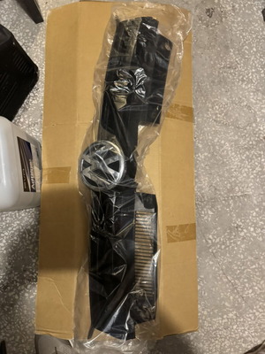 Μάσκα Golf 6 με σήμα και μεταχειρισμένη εταζέρα