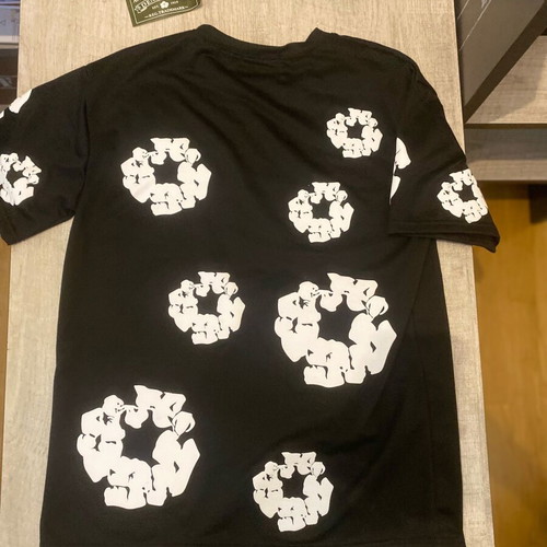Demin Tears T-shirt new, size medium, black and white