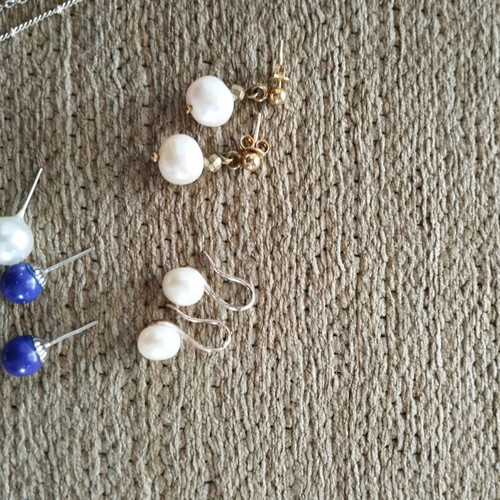 Stavros necklace and earrings set like new