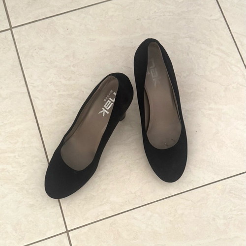 Nak women's pumps size 40 black like new