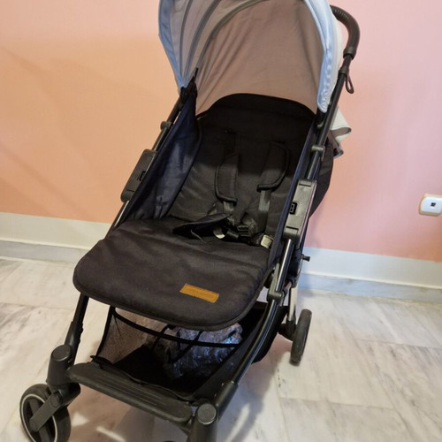 Baby stroller used, lightweight, foldable with rain cover