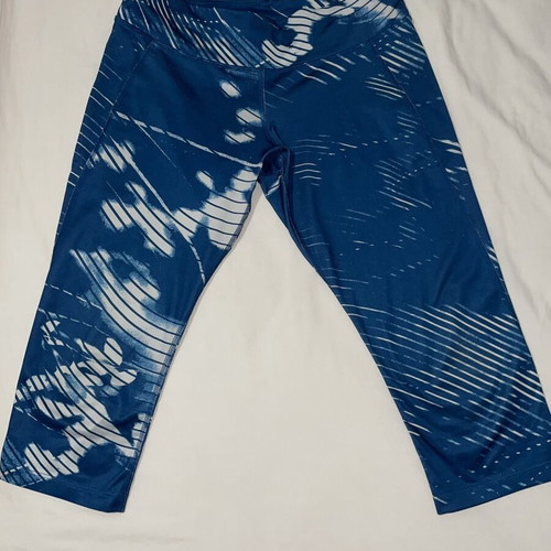 Asics abstract capri leggings like new, white and blue