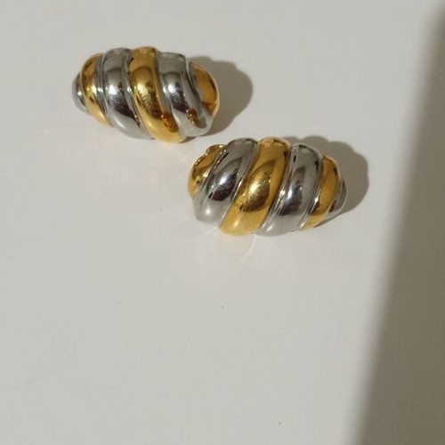 Vintage clip-on earrings, gold and silver