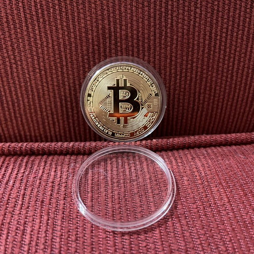 Bitcoin Coin BTC collectible new in protective case