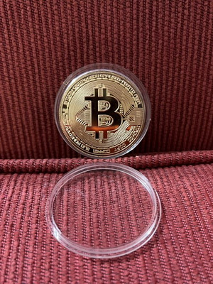 Bitcoin Coin BTC collectible new in protective case