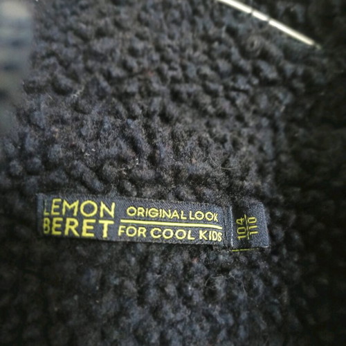 Children's gray jacket like new with fur lining