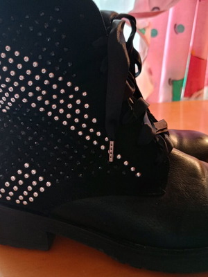 Black boots with rhinestones like new, women's size 38