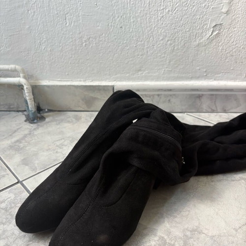 Maria Mare black pumps like new, size 39