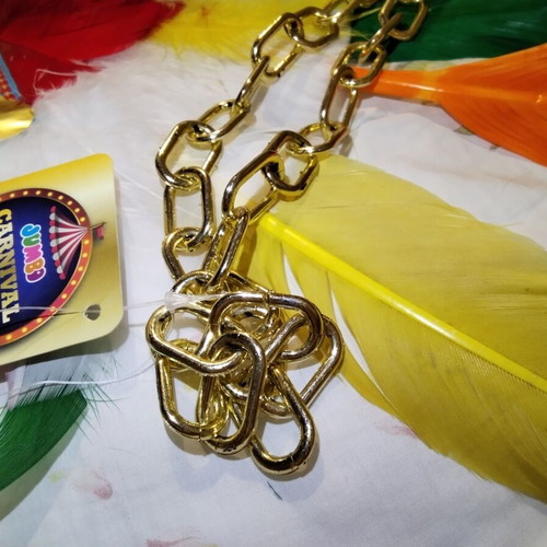 Carnival accessories set, like new, 3 pieces