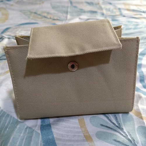 Small beige toiletry bag like new
