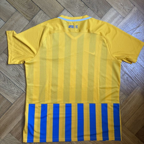 APOEL Nicosia 2018/19 Home Nike Football Jersey XL like new