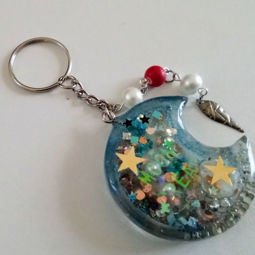 Handmade Shaker keychain pendant new, blue multicolor