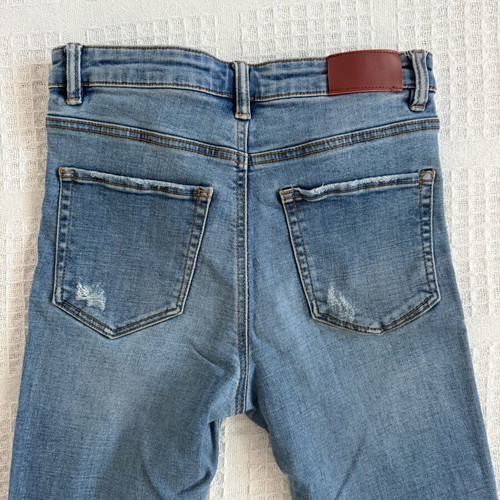 Stradivarius jeans size 36 small like new