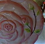  3 πιάτα υπέροχα τα δύο 32 εκ.και 1 πιάτο 26 εκατ.τύπου Μαγιόλικο λουλούδι ρόζ τριαντάφυλλο