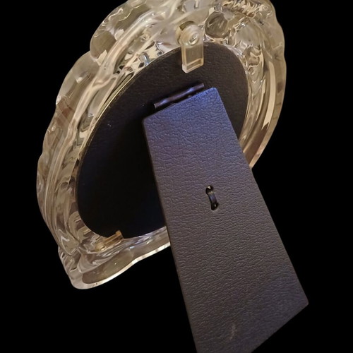 Crystal oval frame like new