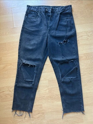 Jeans Stradivarius black, like new, size L 40 12, with large rips