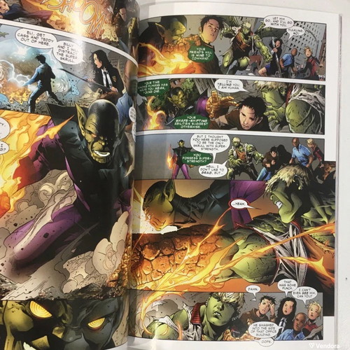 Young Avengers Vol.2 Family Matters Marvel comic book like new