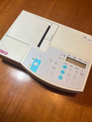 General Electric MAC 500 ECG μεταχειρισμένος ηλεκτροκαρδιογράφος για ανταλλακτικά ή επισκευή