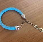Set earrings and bracelet