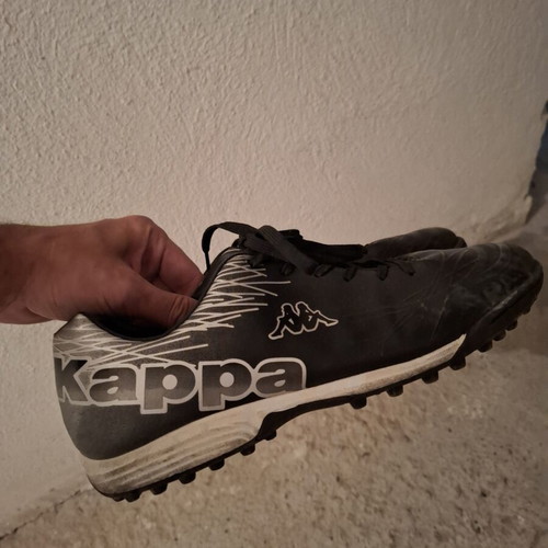 Kappa San Diego Society football shoes, size 45, black