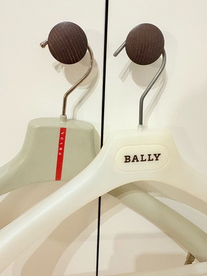 Hangers like new, pack of 3, Bally, Prada, Donna Karan