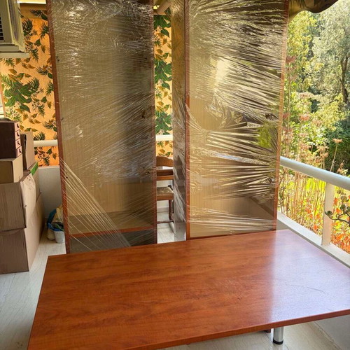 Office set cherry finish like new with 2 bookshelves