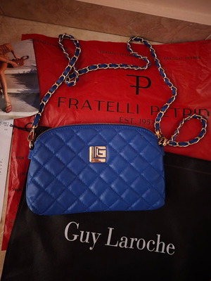 Guy Laroche electric blue leather shoulder bag with gold chain