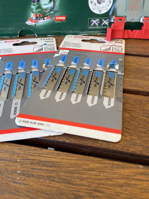 Σετ σέγα Bosch PST 18 LI σαν καινούργιο με πριονόλαμες T118G και T118GFS