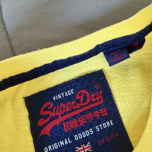 Superdry T-shirt yellow size small like new